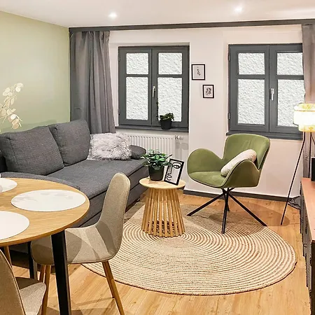 Gemütliche Oase In Der Innenstadt, Zwei Minuten Zum Rathaus *