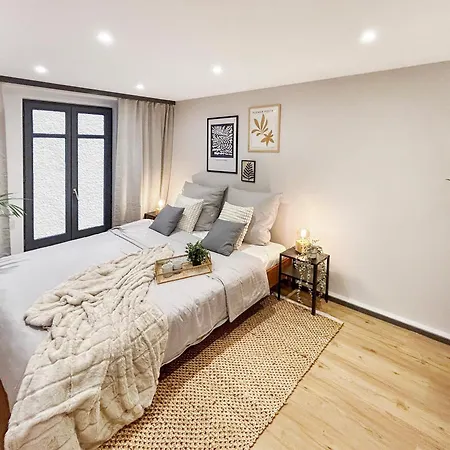 Gemuetliche Oase In Der Innenstadt, Zwei Minuten Zum Rathaus Appartement