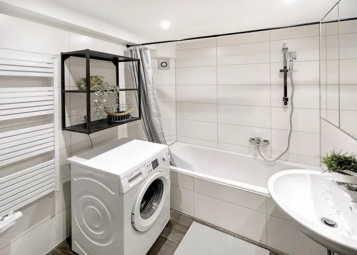 Gemuetliche Oase In Der Innenstadt, Zwei Minuten Zum Rathaus * Augsbourg