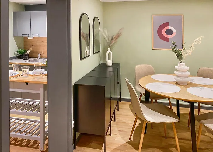 Gemuetliche Oase In Der Innenstadt, Zwei Minuten Zum Rathaus Appartement Augsbourg